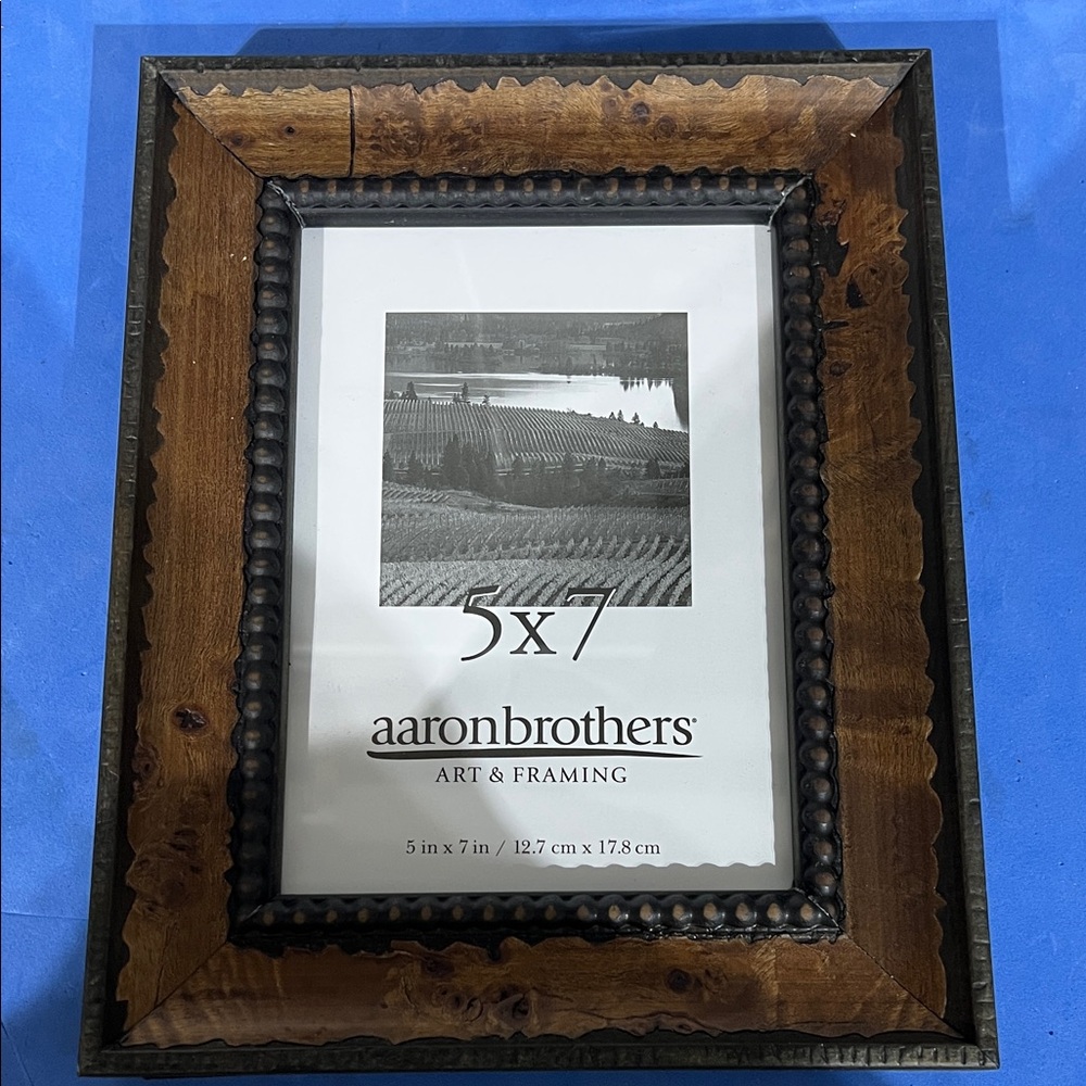 Aaron Brothers Rustic Brown and Black Picture Frame